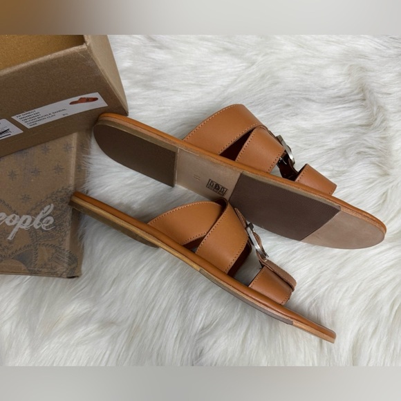 New Free People Sloan Vertical Buckle Sandal T bar strap cinnamon clay - Picture 3 of 5